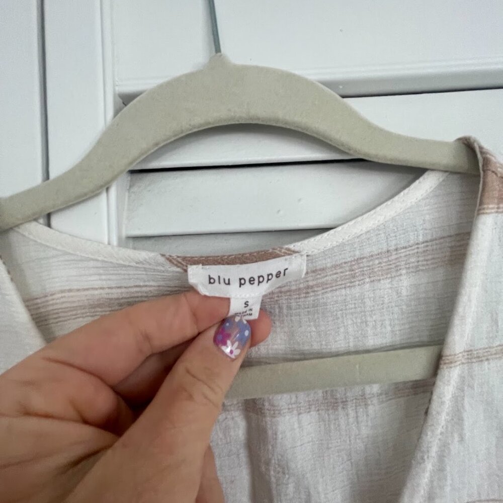 Small Top - Picture 3 of 4